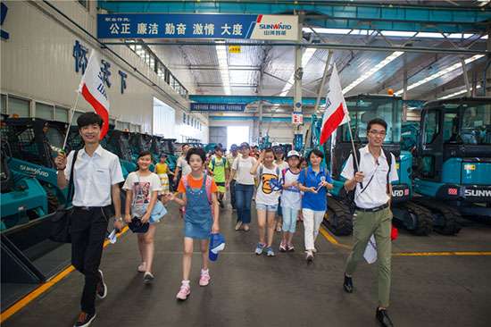 这个夏天,亲子玩转山河智能“三栖”装备
